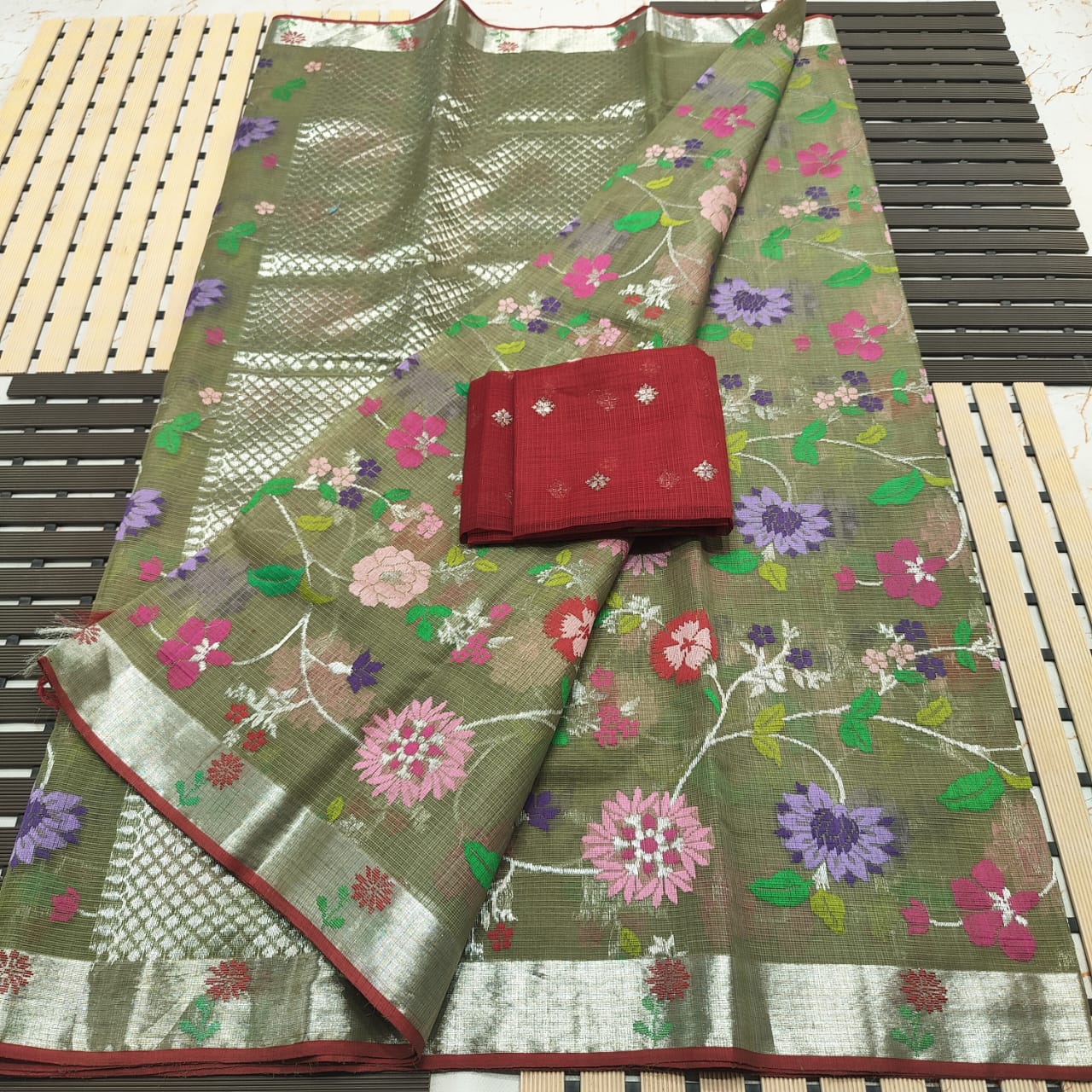 Pure Zari Kota Doria Handloom Saree