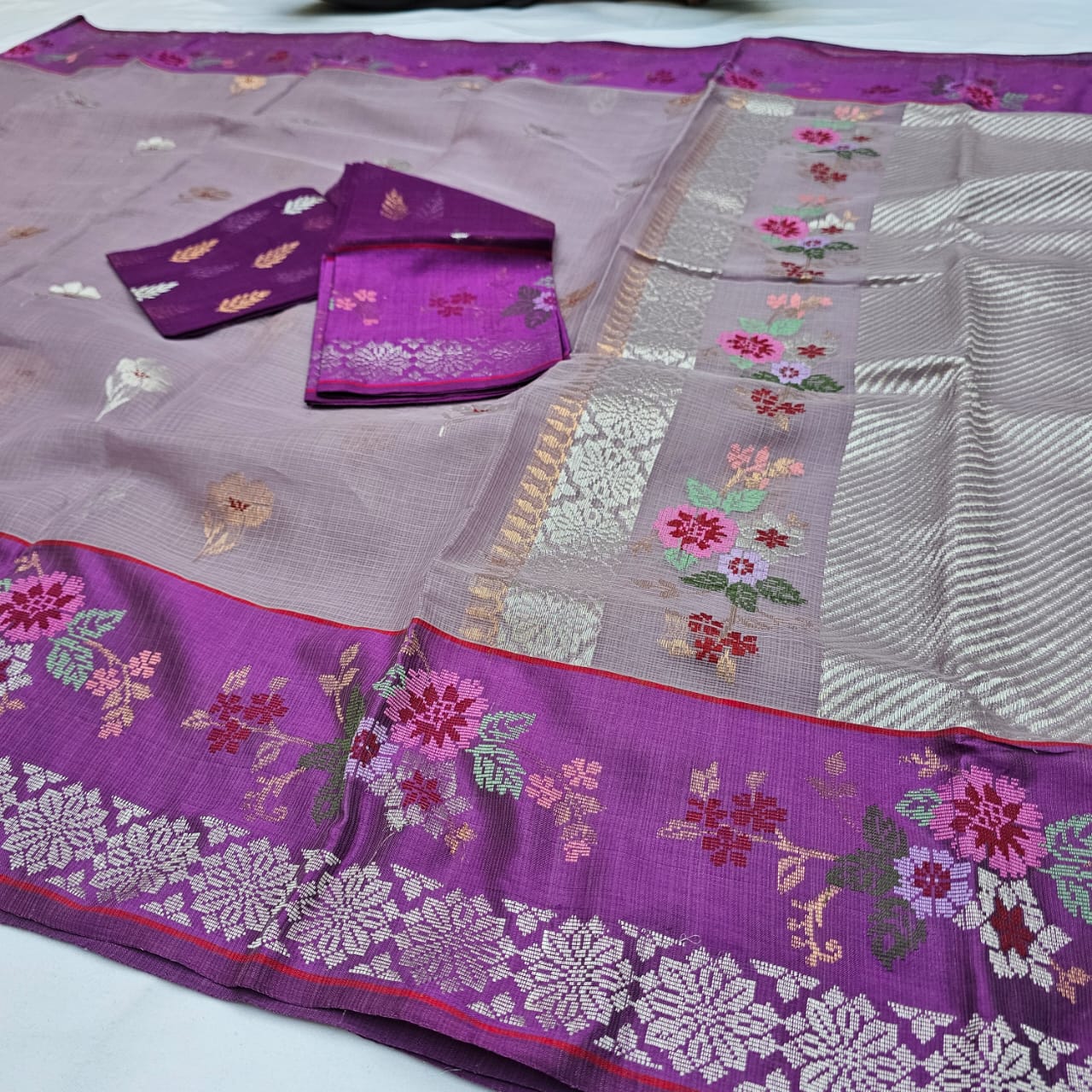 Pure Zari Kota Doria Handloom Saree