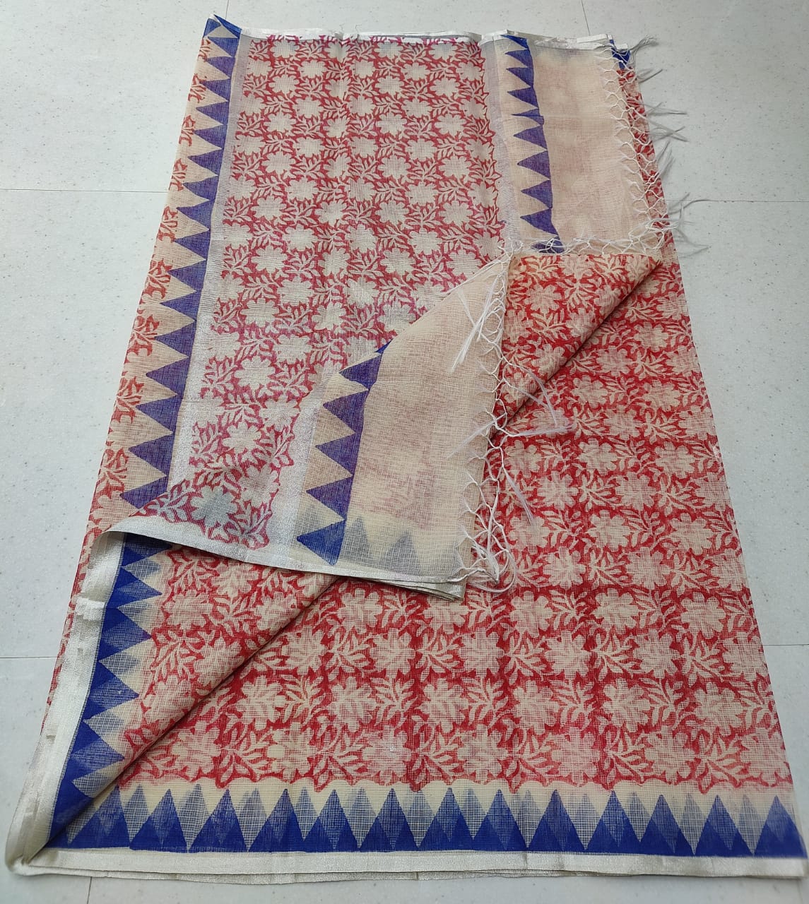Red Floral Screen Triangle Border KotaDoria Block Printed Cotton Saree With Blouse