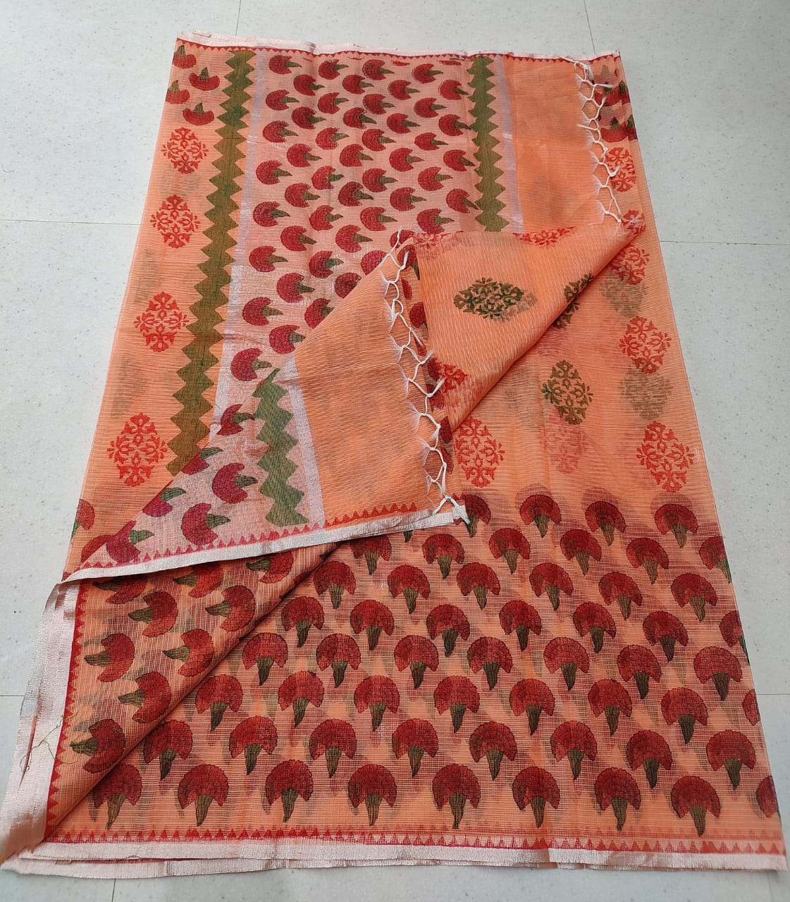 Red Tree Peach Base Ethnic KotaDoria Block Printed Cotton Saree With Blouse